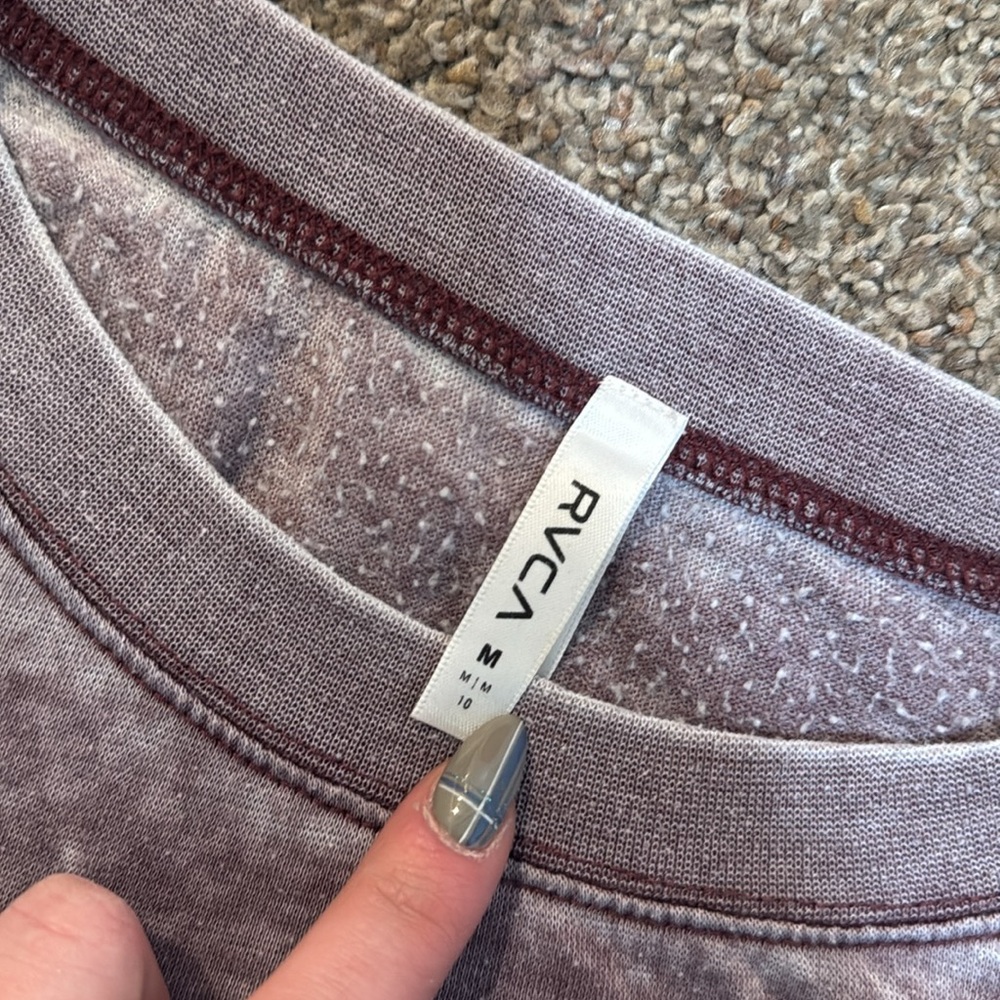 Distressed RVCA sweater - Picture 2 of 3